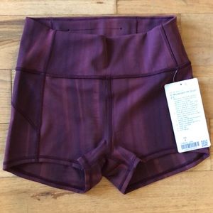 Lululemon In Movement HR short 2.5”